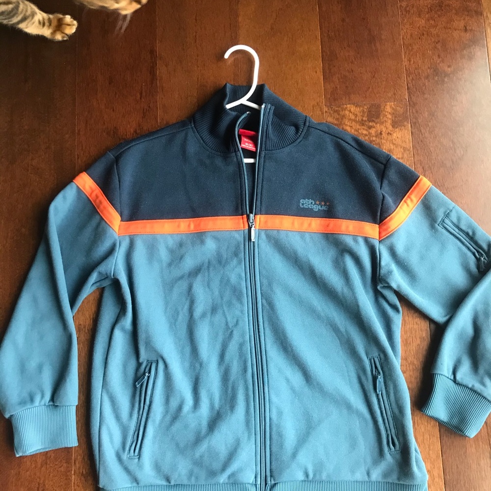 Athletic sweatshirt